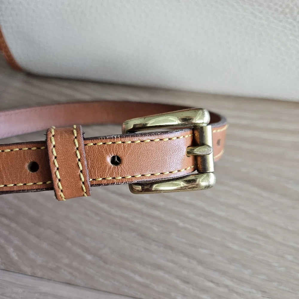 Dooney & Bourke Leather Crossbody Bag EUC - Picture 7 of 16